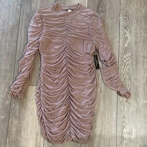 VENUS Mauve Ruched Long-Sleeve Bodycon Dress